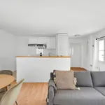 Appartement de 764 m² avec 2 chambre(s) en location à Paris