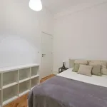 Rent a room in lisbon