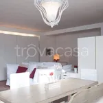 Rent 2 bedroom apartment of 90 m² in Riano