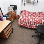 Rent 4 bedroom apartment in West Midlands