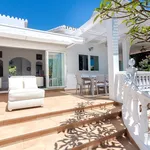 Rent 3 bedroom house of 180 m² in Marbella