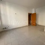 Rent 3 bedroom apartment of 75 m² in Cantù