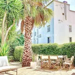 Appartement de 150 m² avec 5 chambre(s) en location à Cannes