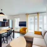 Rent 3 bedroom apartment of 9 m² in Bordeaux