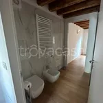 Rent 2 bedroom apartment of 92 m² in Padova