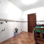 Rent 5 bedroom house of 121 m² in Roma