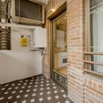 Rent a room of 150 m² in madrid