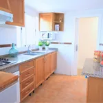 Rent 4 bedroom apartment in Valencia