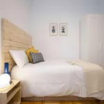 Alquilar 5 dormitorio apartamento en Madrid