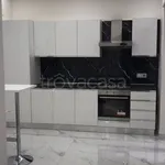 Affitto 2 camera appartamento di 75 m² in Napoli