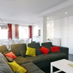 Rent 4 bedroom apartment of 55 m² in Paris