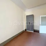 Affitto 5 camera appartamento di 170 m² in Firenze