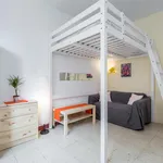 Rent 4 bedroom apartment in Barcelona