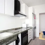 Rent a room of 130 m² in Valencia