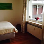 Miete 1 Schlafzimmer wohnung von 323 m² in Bremen