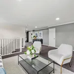 Rent 5 bedroom house in Calamvale