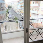 Rent a room of 97 m² in Lisboa