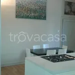 Affitto 4 camera appartamento di 185 m² in Brescia