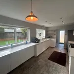 Rent 5 bedroom house in East Horsley