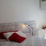 Rent a room in madrid