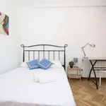 Rent a room of 130 m² in madrid