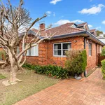 Rent 4 bedroom house in Sydney