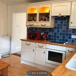 Rent 2 bedroom house in South East England