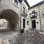 Rent 3 bedroom apartment of 50 m² in Rocca di Mezzo