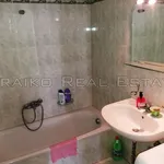 Rent 2 bedroom house of 105 m² in Καστέλλα - Πασαλιμάνι