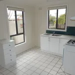 Rent 2 bedroom apartment in Geelong