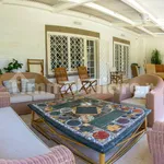 Rent 5 bedroom house of 380 m² in Rome