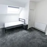 Rent 6 bedroom house in Leeds