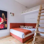 Rent 1 bedroom apartment in Porto