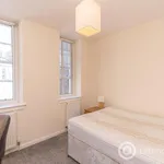 Rent 3 bedroom apartment in Edinburgh