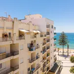 Rent 2 bedroom apartment of 72 m² in Armação de Pêra