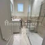 Affitto 4 camera appartamento di 85 m² in Modena