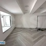 Affitto 2 camera appartamento di 50 m² in Naples