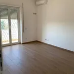 Rent 4 bedroom apartment of 120 m² in Roma