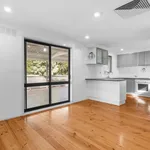 Rent 3 bedroom house in Dandenong North