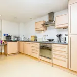 Rent 2 bedroom apartment in Leeds