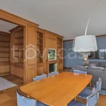 Rent 5 bedroom apartment of 225 m² in Segrate