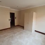 Rent 1 bedroom apartment of 28 m² in Pretoria