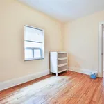 Maison de 699 m² avec 5 chambre(s) en location à Toronto