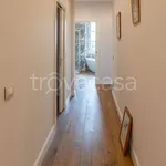 Affitto 8 camera appartamento di 350 m² in Firenze