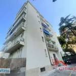 Affitto 3 camera appartamento di 81 m² in Genoa