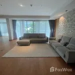 Rent 4 bedroom house of 294 m² in Bangkok