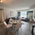 Appartement de 1011 m² avec 3 chambre(s) en location à Edmonton