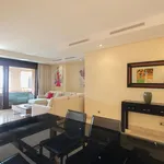 Alquilo 2 dormitorio apartamento de 160 m² en Puerto Banús