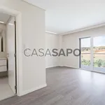 Rent 2 bedroom apartment of 96 m² in Odivelas