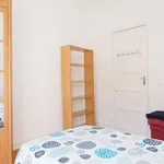 Rent a room of 110 m² in lisbon